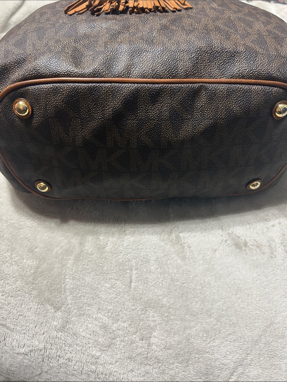 Michael Kors Brown MK Monogram Drawstring Tassel Shoulder Bag - Picture 2 of 6